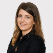<br />
Andrea Wetz